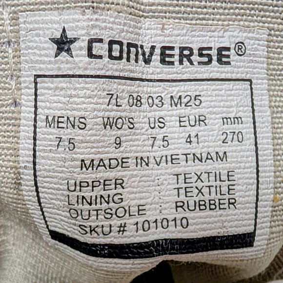 Converse Chuck Taylor All Star Canvas Low-Top Sneakers in Electric Purple - Picture 2 of 16